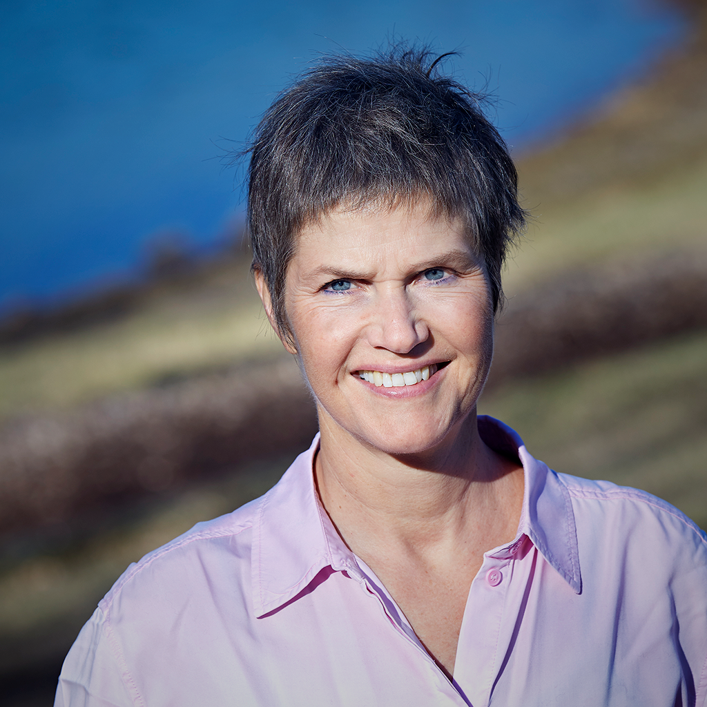 Helen Priscilla Stutz,
Eidg. dipl. KomplementärTherapeutin Fachrichtung Atem
Erwachsenenbildnerin mit eidg. FA, Zürich